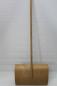 Preview: Schneeschieber Sperrholz / 40 cm mit Metallkante, Holzstiel